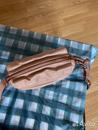 Дамская сумка. Италия. Оригинал.See bu Chloe