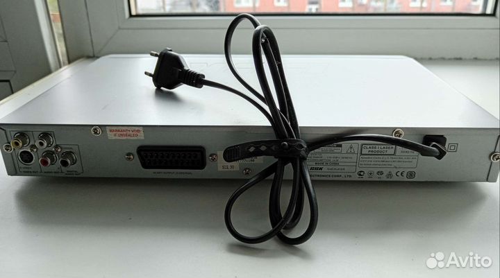 Видеомагнитофоны VHS DVD (3 вида)