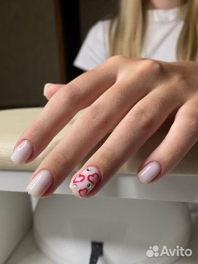 Маникюр на дому