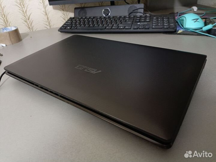 Asus: 15,6, A6-3420m, Radeon dual, 6gb, ssd+hdd