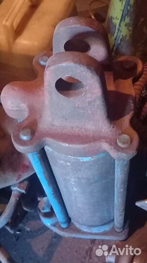Цилиндр гидравлический на Мтз