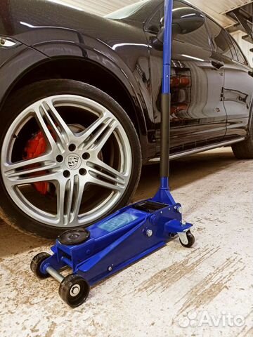 Домкрат гидравлический подкатной 3т Rossvik