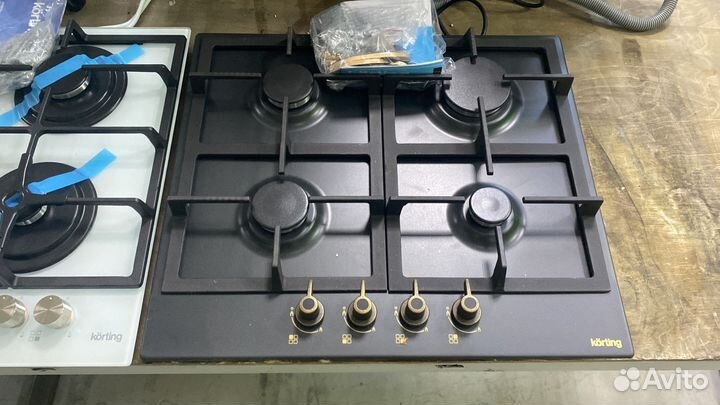 Газовая варочная панель Korting HG 660, черный