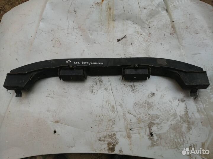 Усилитель бампера Mitsubishi Galant EA