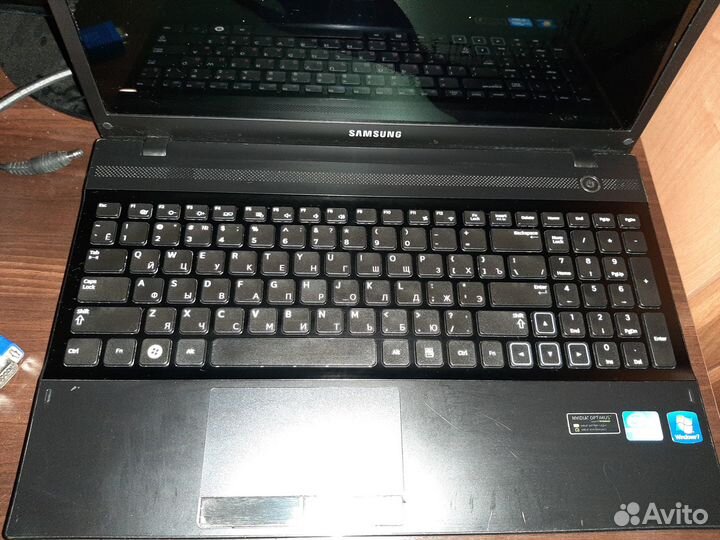 Корпус в сборе для Samsung NP300V5A