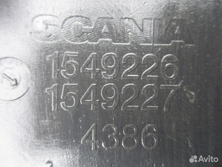 Кожух рулевой колонки Scania 1549227