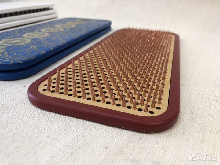 Садху доска с медными гвоздями