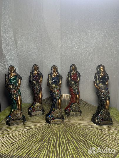 Богиня Фортуна со стразами