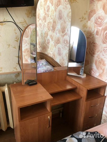 Трюмо трельяж с зеркалом бу