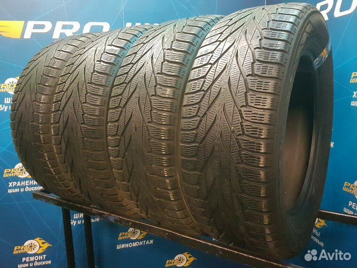 Nokian Tyres Hakkapeliitta R2 SUV 235/60 R17