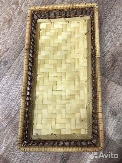 Подставка с салатничками