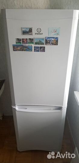 Холодильник Indesit
