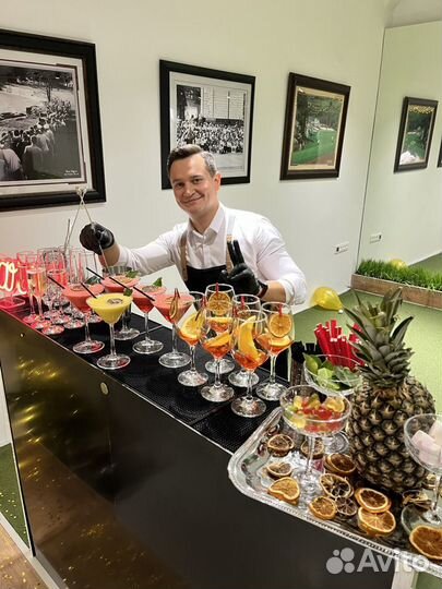 Бармен, выездной коктейль бар. Барный кейтеринг