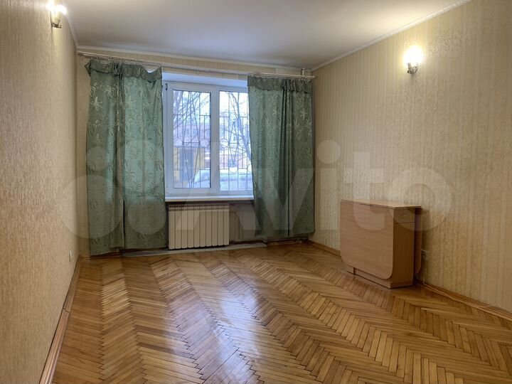 2-к. квартира, 41 м², 1/5 эт.