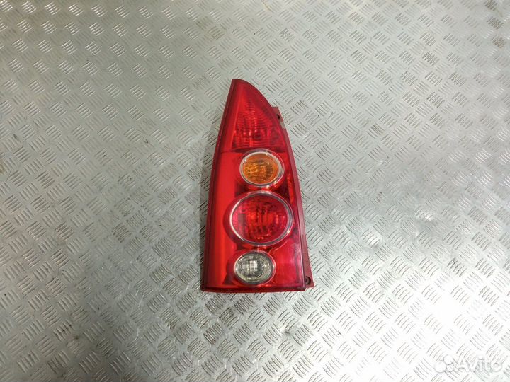 Фонарь 22061961 Mazda Premacy (1999-2007)