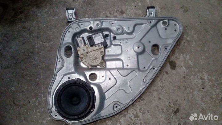 Стеклоподъемники задние Форд Фокус 2