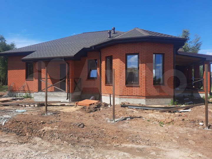 Дом 160 м² на участке 8 сот.