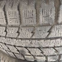 Toyo W8 235/60 R17 102Q