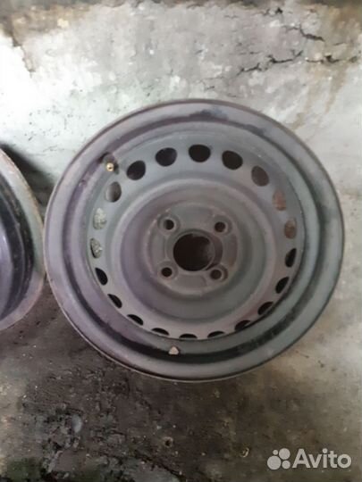 Штампованный диск r 14 4100