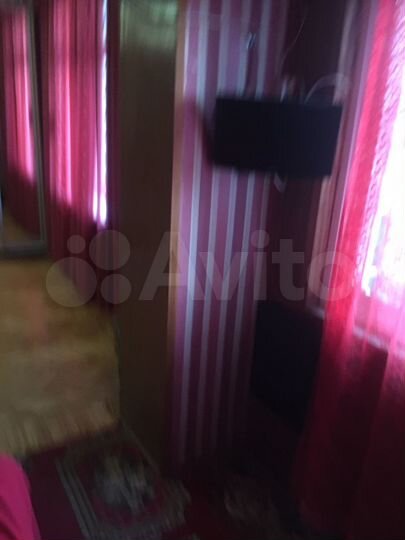 Комната 28 м² в 2-к., 3/3 эт.