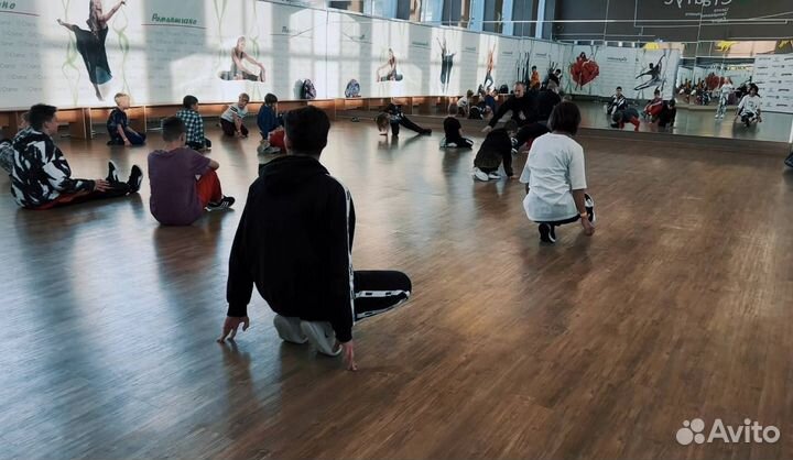 Сдам в аренду танцевальный зал