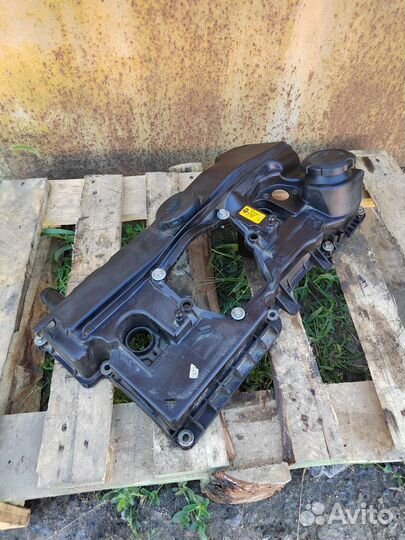 Клапанная крышка 2.0 N46 BMW 520 E60