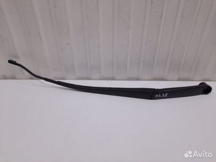 Поводок стеклоочистителя передний правый Hyundai