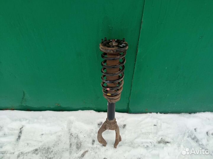 Honda Accord 7 стойка передняя амортизатор