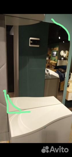 Зеркало настенное новое