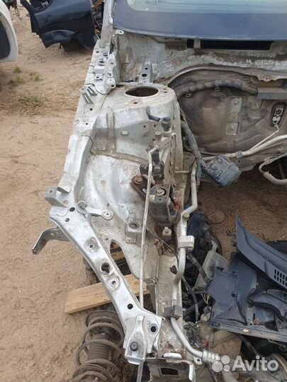 Toyota Corolla 150 седан правый лонжерон