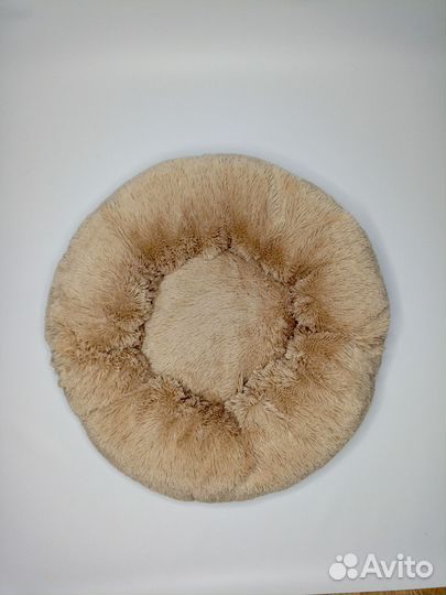 Лежанка для собак и кошек новая 60 см