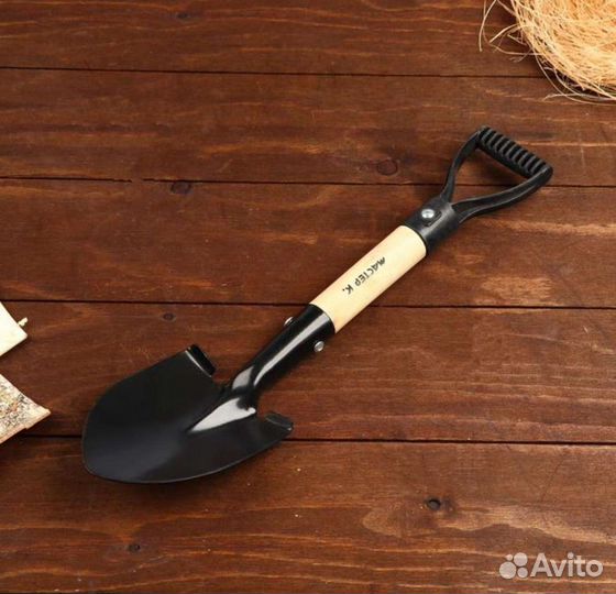 Лопата туристическая