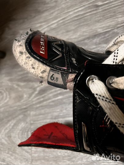 Хоккейные коньки bauer