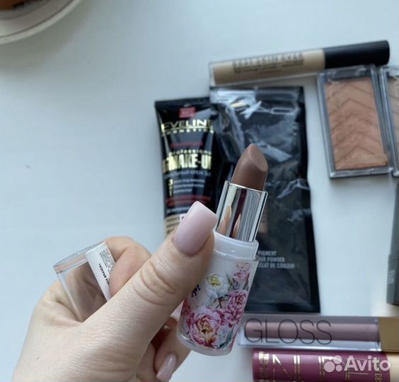 Набор косметики пакетом