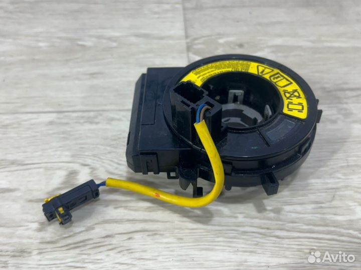 Шлейф подрулевой Kia Ceed универсал G4FC 2012