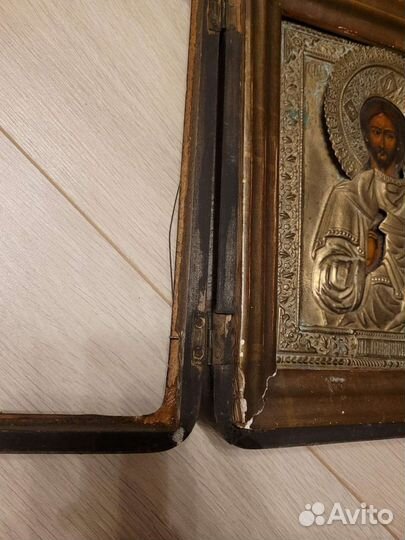 Икона старинная в киоте