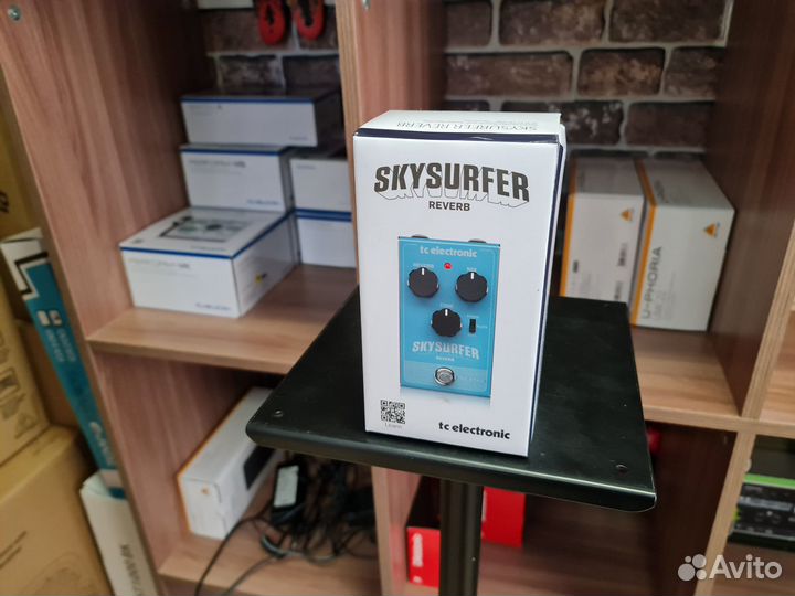 TC Electronic Skysurfer Reverb педаль гитарная