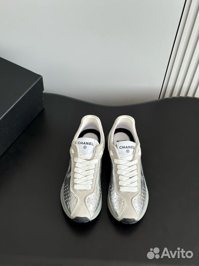 Женские кроссовки chanel