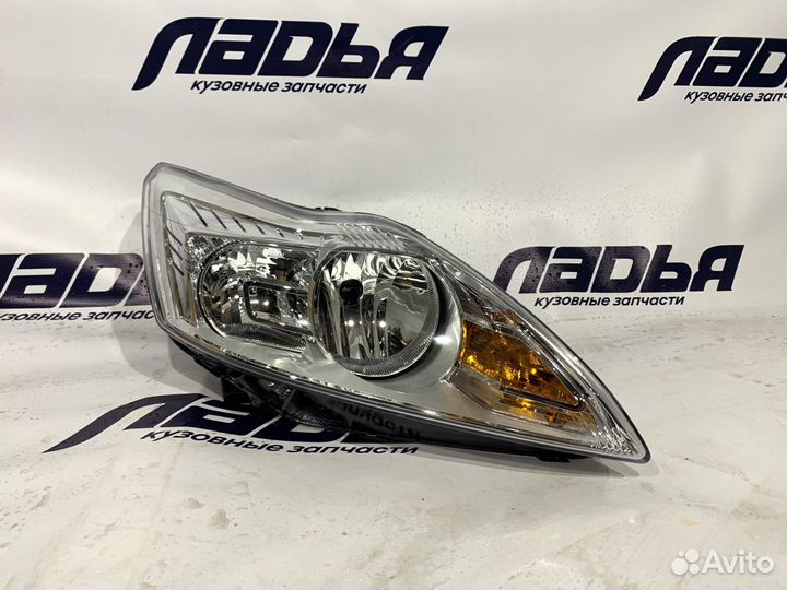 Фара Ford Focus 2(08-11) правая хром