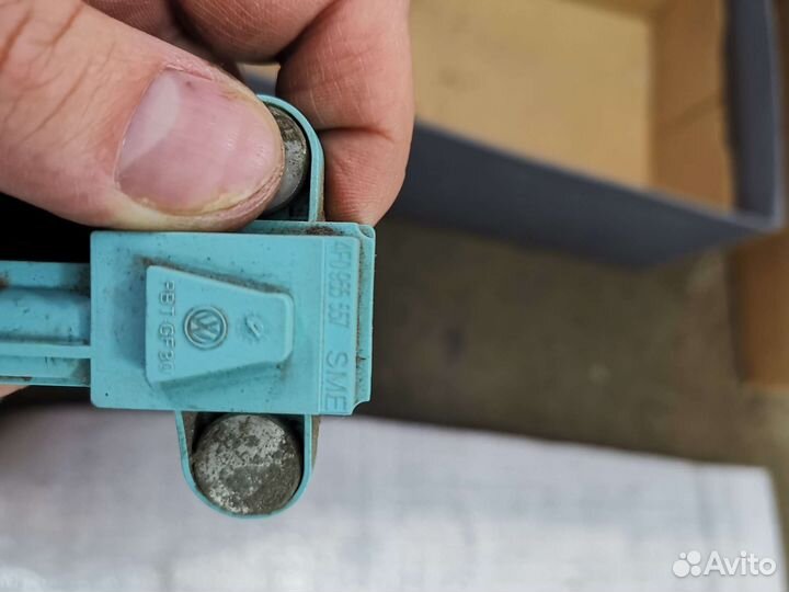 Датчик удара Audi A6C6 4F0955557