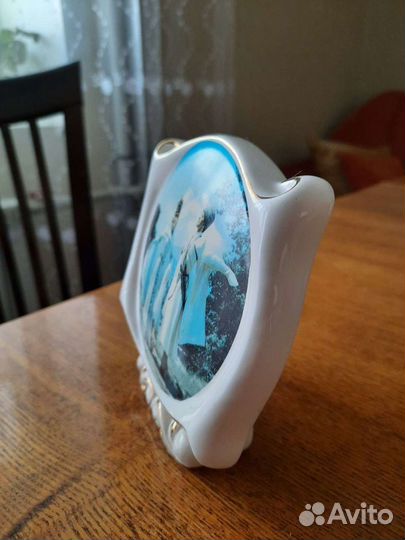 Настольное фарфоровое панно