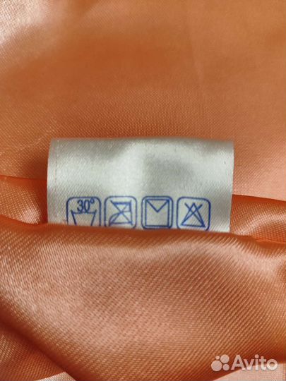 Покрывало атласное с подушками