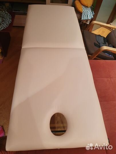 Продаю новую кушетку массажную складную 190см70см