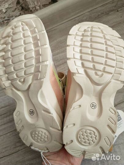 Кроссовки детские