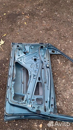 Дверь передняя w124 правая