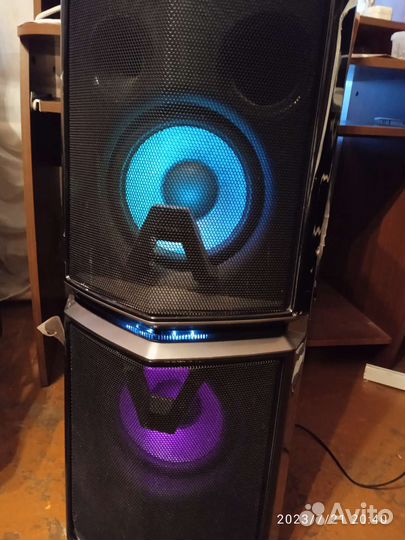 Музыкальная колонка lg