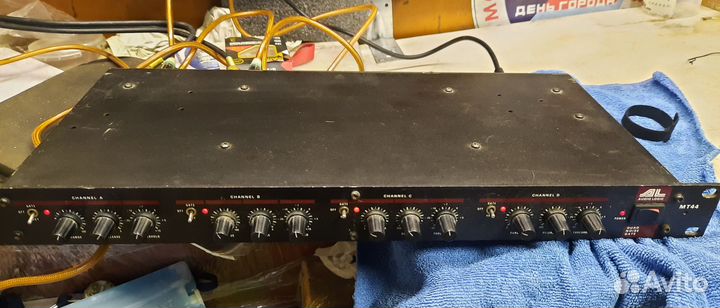 Audio logic MT44 Шумоподавление