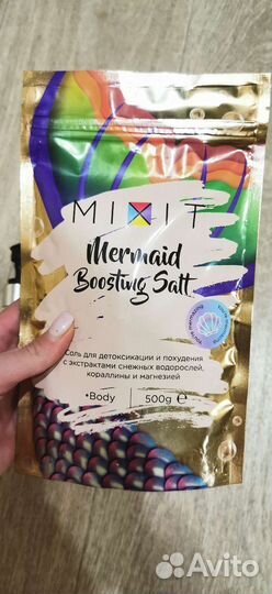 Соль для ванны mixit, хайлайтер для тела mixit