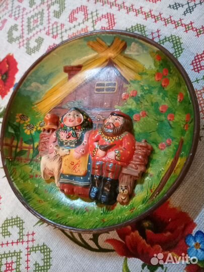 Тарелка декоративная