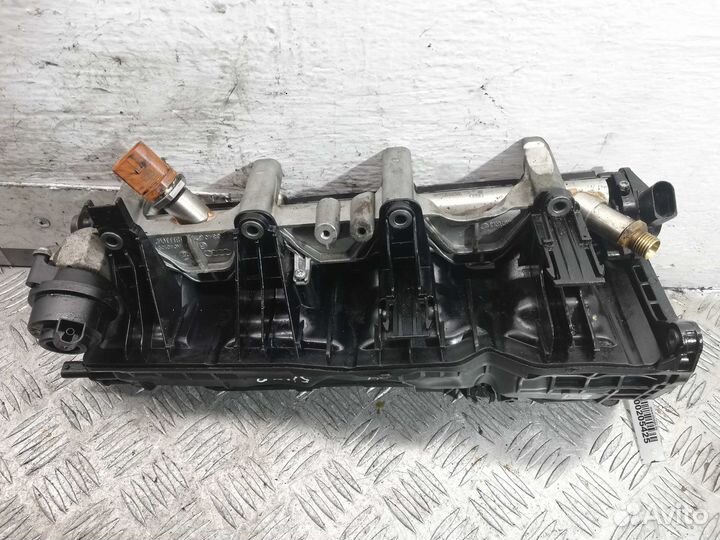 Коллектор впускной Audi A8 D4 079133340